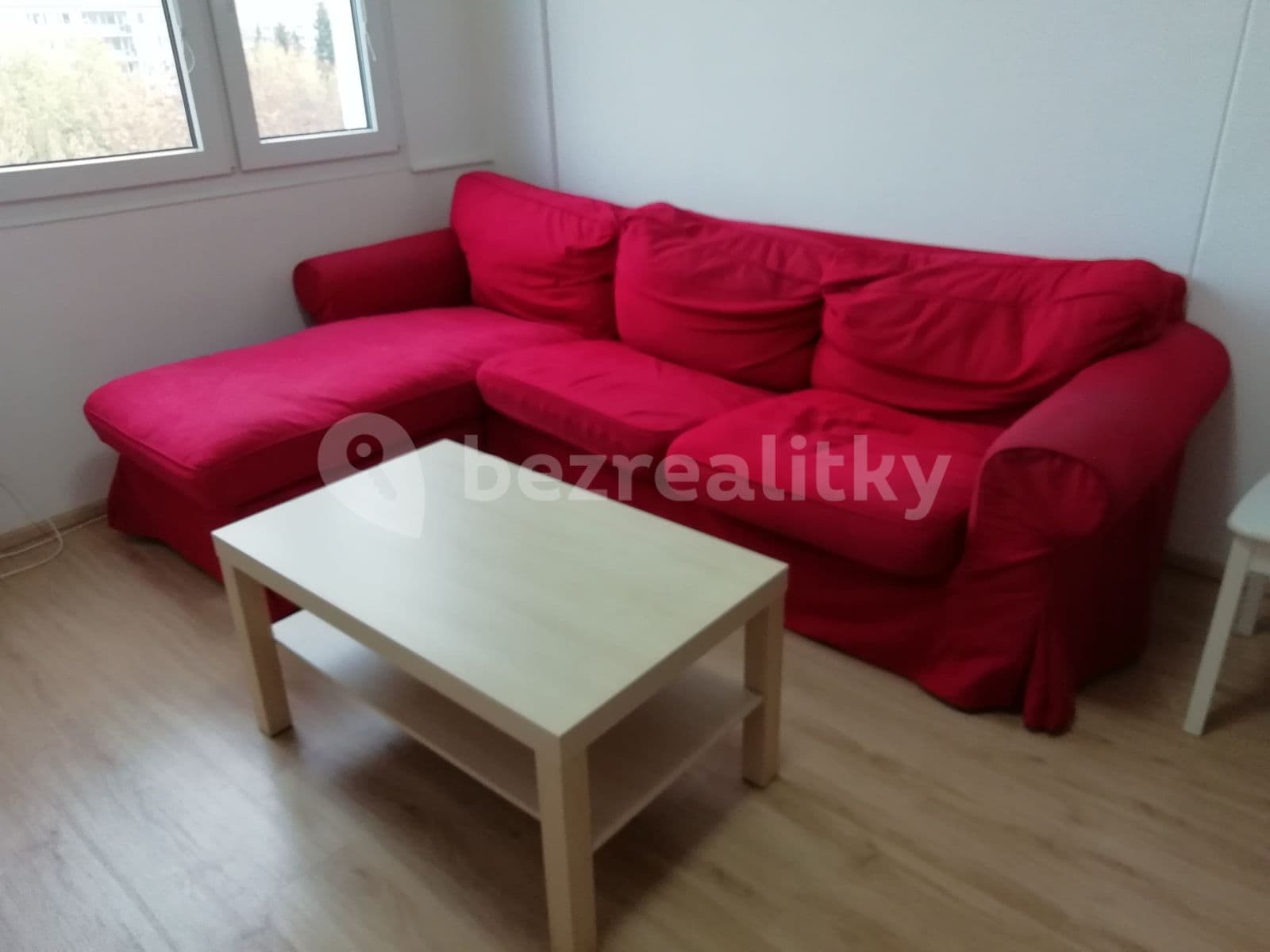 1 bedroom with open-plan kitchen flat to rent, 40 m², Šluknovská, Prague, Prague 1 bedroom with open-plan kitchen flat to rent, 40 m², Šluknovská, Prague, Prague