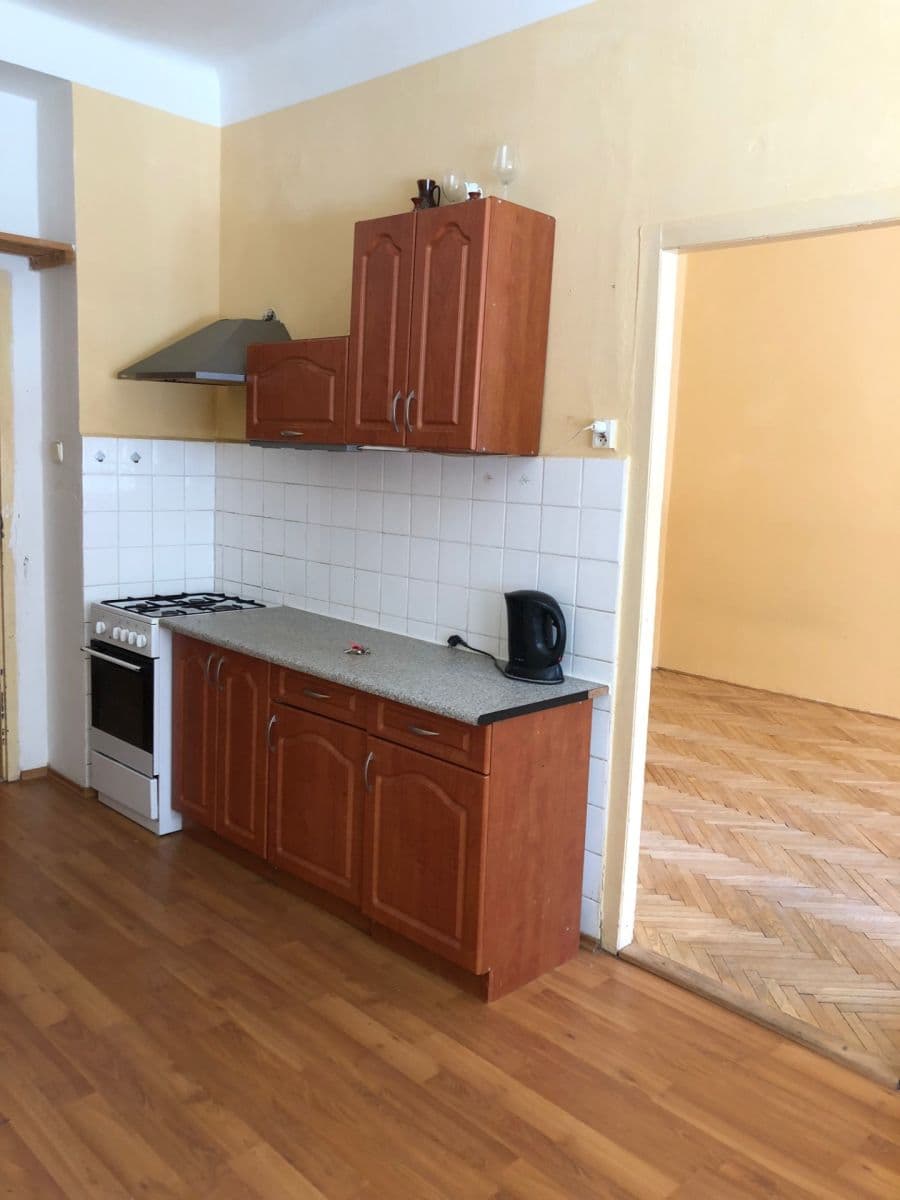 1 bedroom with open-plan kitchen flat to rent, 35 m², Poupětova, Prague, Prague 1 bedroom with open-plan kitchen flat to rent, 35 m², Poupětova, Prague, Prague
