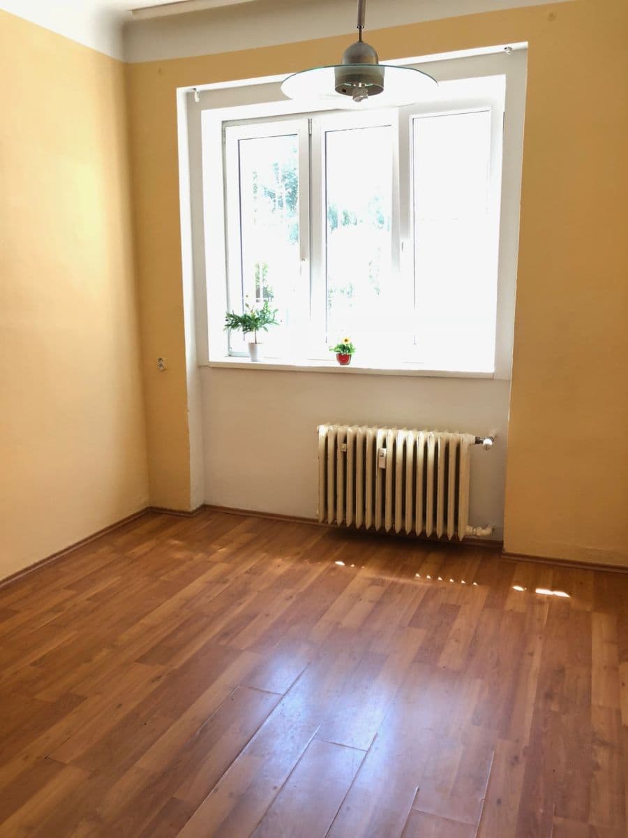 1 bedroom with open-plan kitchen flat to rent, 35 m², Poupětova, Prague, Prague 1 bedroom with open-plan kitchen flat to rent, 35 m², Poupětova, Prague, Prague