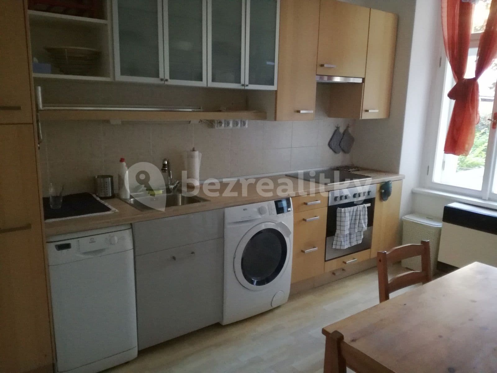 1 bedroom flat to rent, 35 m², Jana Masaryka, Prague, Prague 1 bedroom flat to rent, 35 m², Jana Masaryka, Prague, Prague