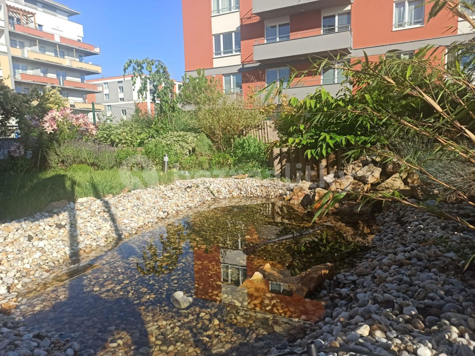 1 bedroom with open-plan kitchen flat to rent, 56 m², Sazovická, Prague, Prague 1 bedroom with open-plan kitchen flat to rent, 56 m², Sazovická, Prague, Prague