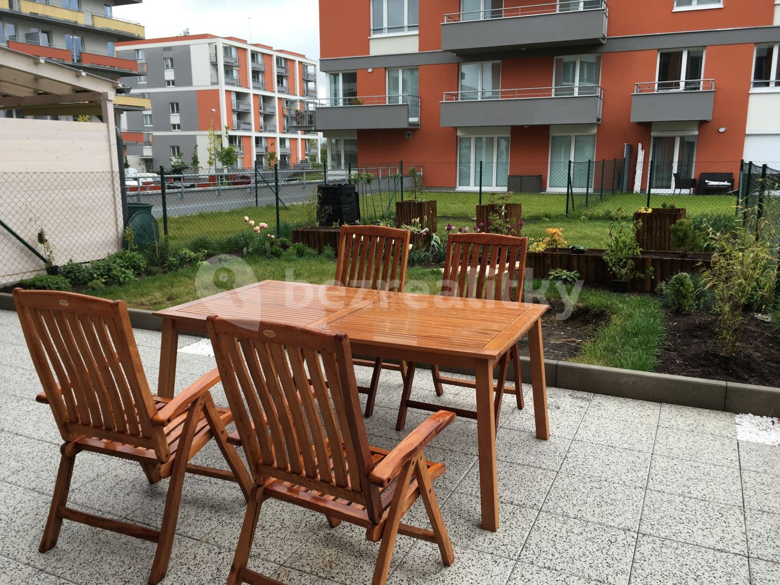 1 bedroom with open-plan kitchen flat to rent, 56 m², Sazovická, Prague, Prague 1 bedroom with open-plan kitchen flat to rent, 56 m², Sazovická, Prague, Prague