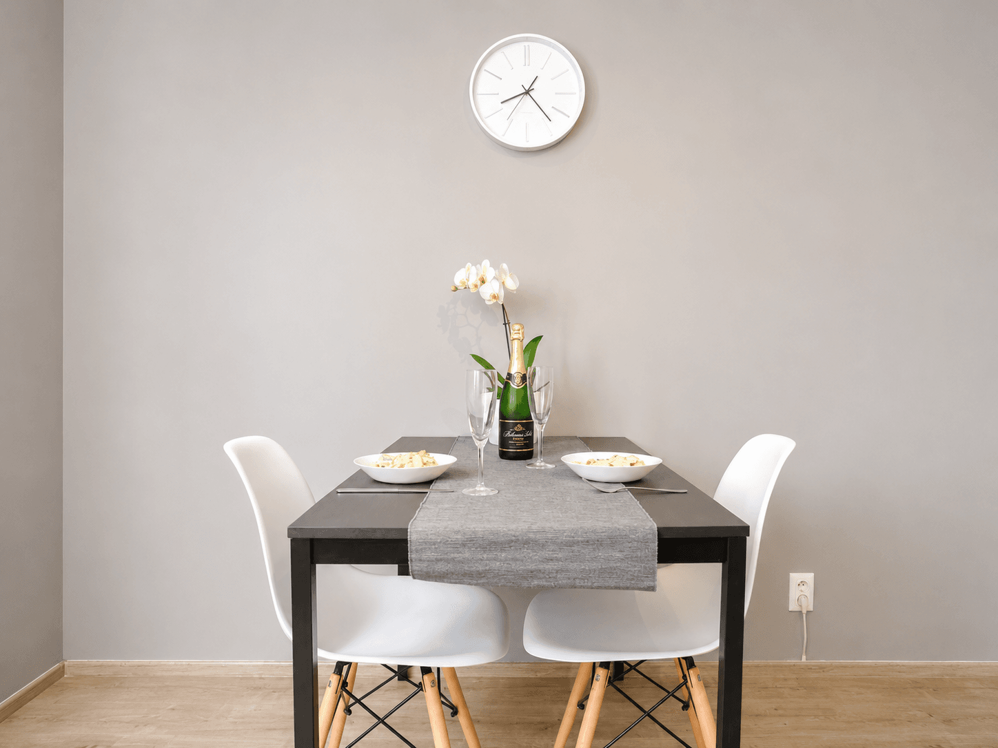Studio flat to rent, 34 m², Freyova, Prague, Prague Studio flat to rent, 34 m², Freyova, Prague, Prague