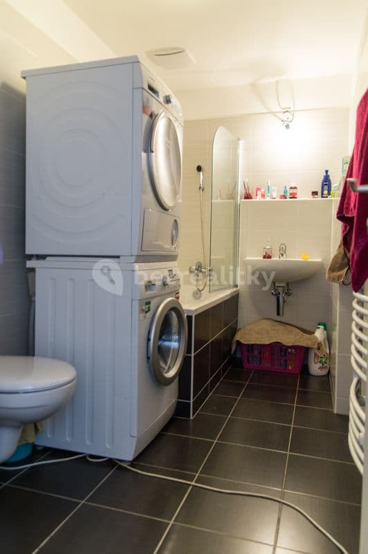 Studio flat to rent, 32 m², Kestřanská, Prague, Prague Studio flat to rent, 32 m², Kestřanská, Prague, Prague