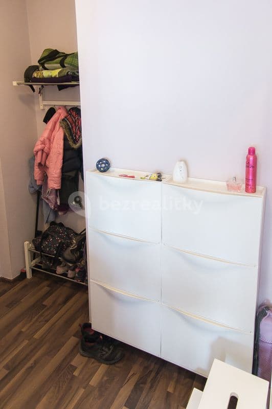 Studio flat to rent, 32 m², Kestřanská, Prague, Prague Studio flat to rent, 32 m², Kestřanská, Prague, Prague