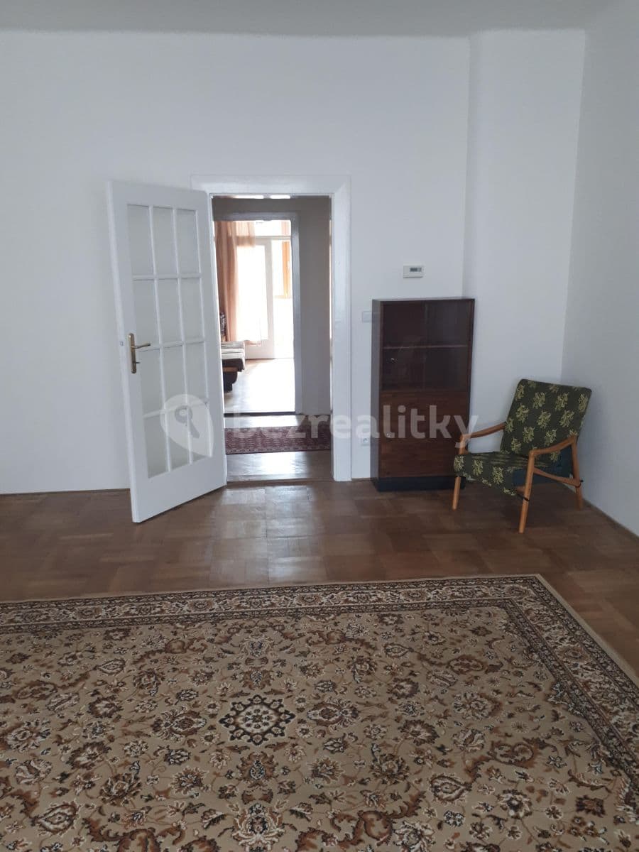 4 bedroom flat to rent, 120 m², Sadovského, Brno, Jihomoravský Region 4 bedroom flat to rent, 120 m², Sadovského, Brno, Jihomoravský Region