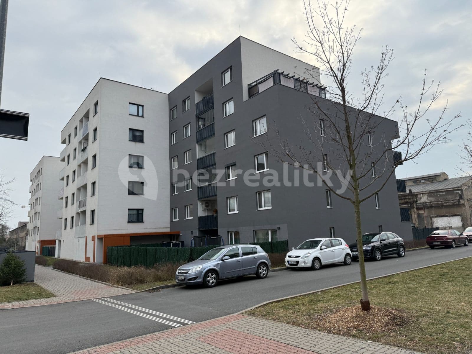 1 bedroom with open-plan kitchen flat to rent, 50 m², Kolbenova, Prague, Prague 1 bedroom with open-plan kitchen flat to rent, 50 m², Kolbenova, Prague, Prague