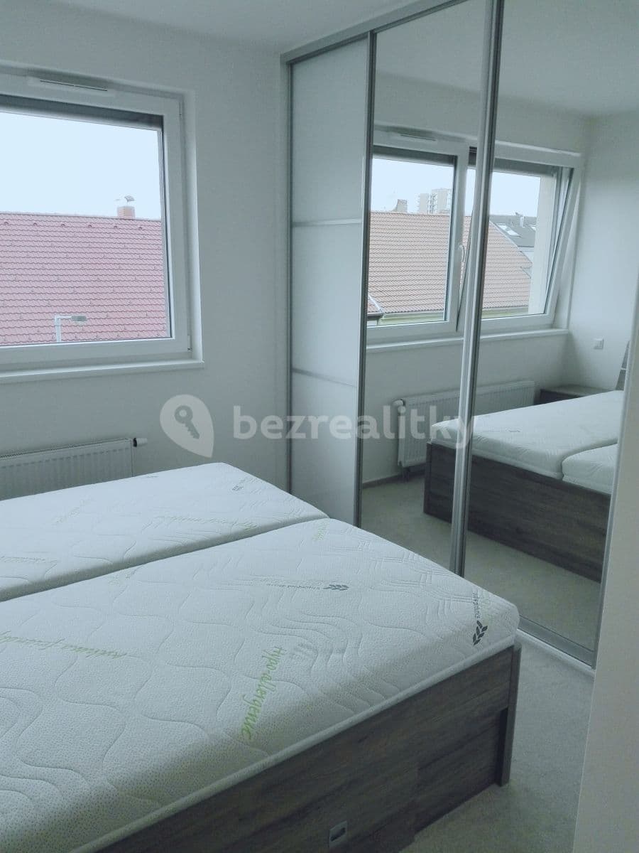 2 bedroom with open-plan kitchen flat to rent, 80 m², Na Vackově, Prague, Prague 2 bedroom with open-plan kitchen flat to rent, 80 m², Na Vackově, Prague, Prague