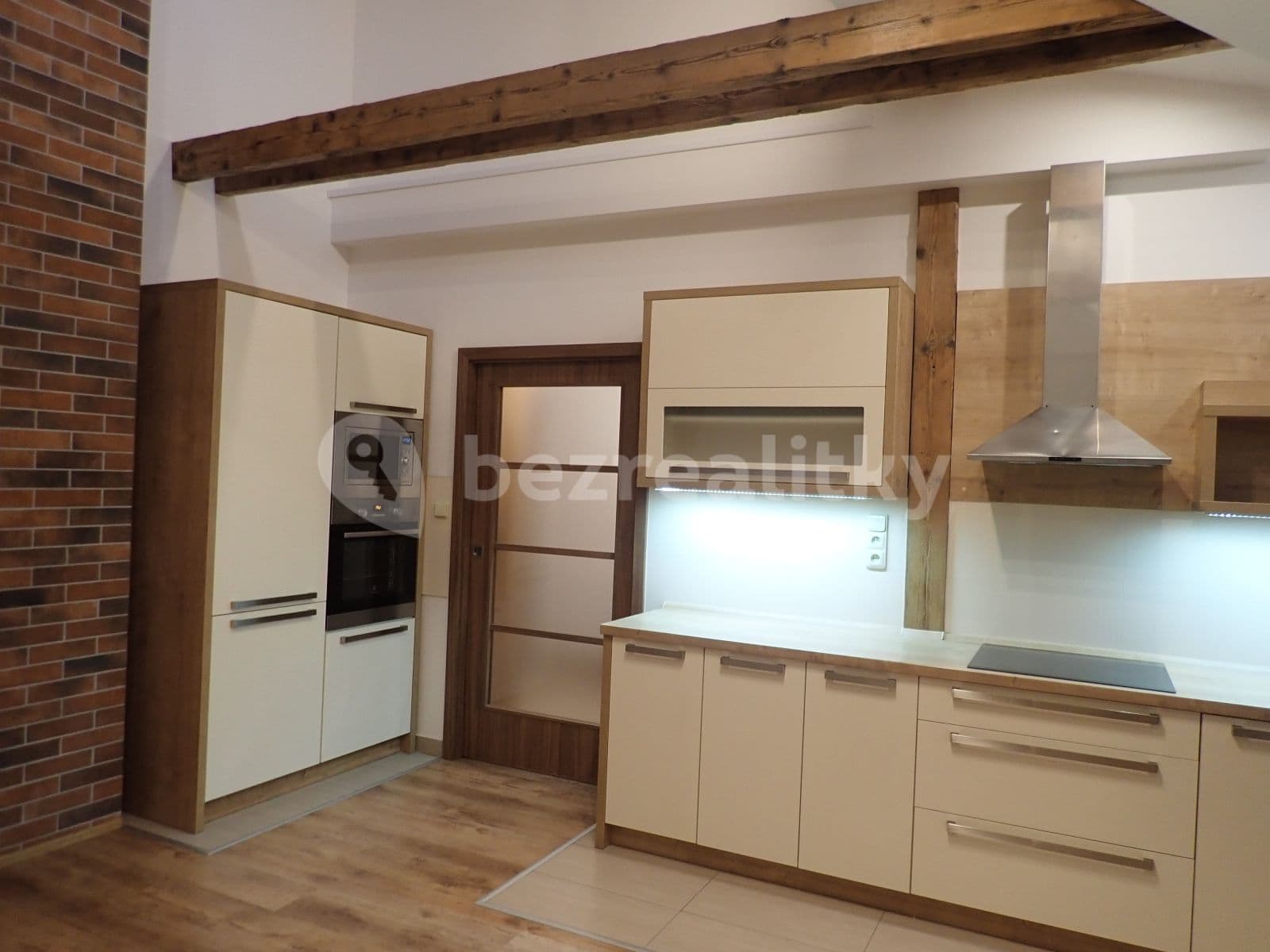 1 bedroom with open-plan kitchen flat to rent, 70 m², Brožíkova, Prague, Prague 1 bedroom with open-plan kitchen flat to rent, 70 m², Brožíkova, Prague, Prague