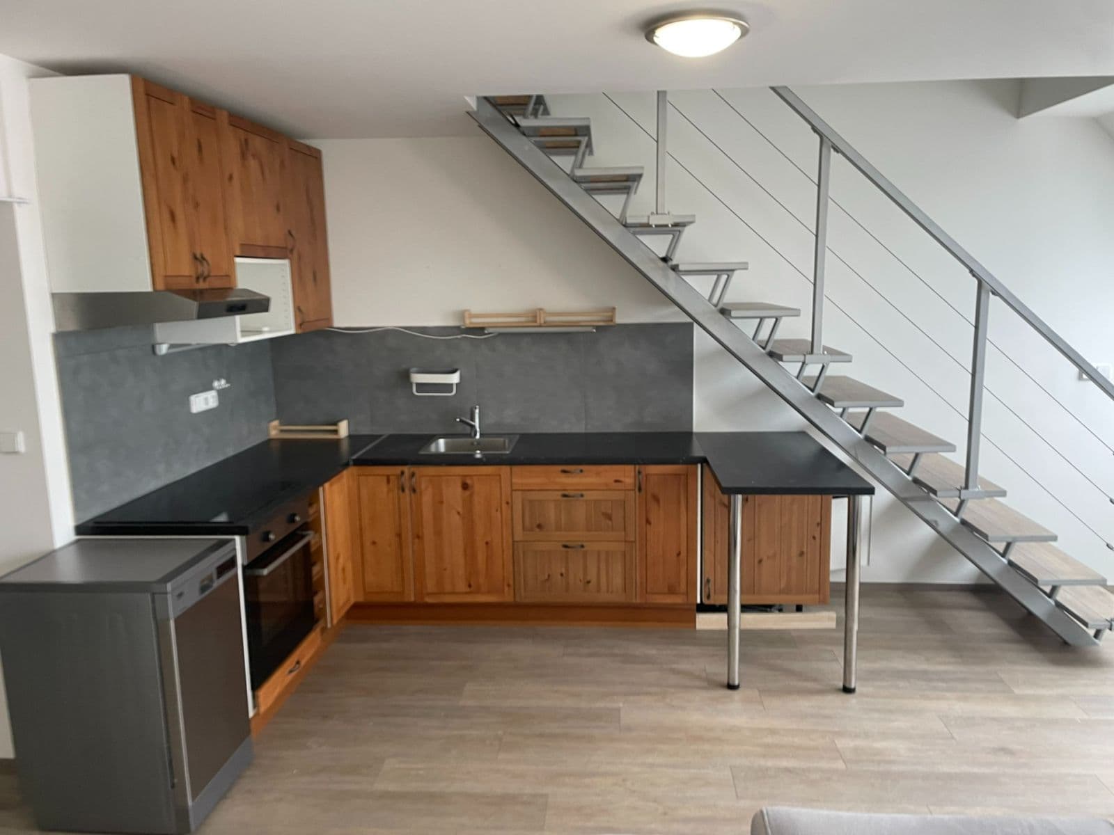 1 bedroom with open-plan kitchen flat to rent, 81 m², V Olšinách, Prague, Prague 1 bedroom with open-plan kitchen flat to rent, 81 m², V Olšinách, Prague, Prague