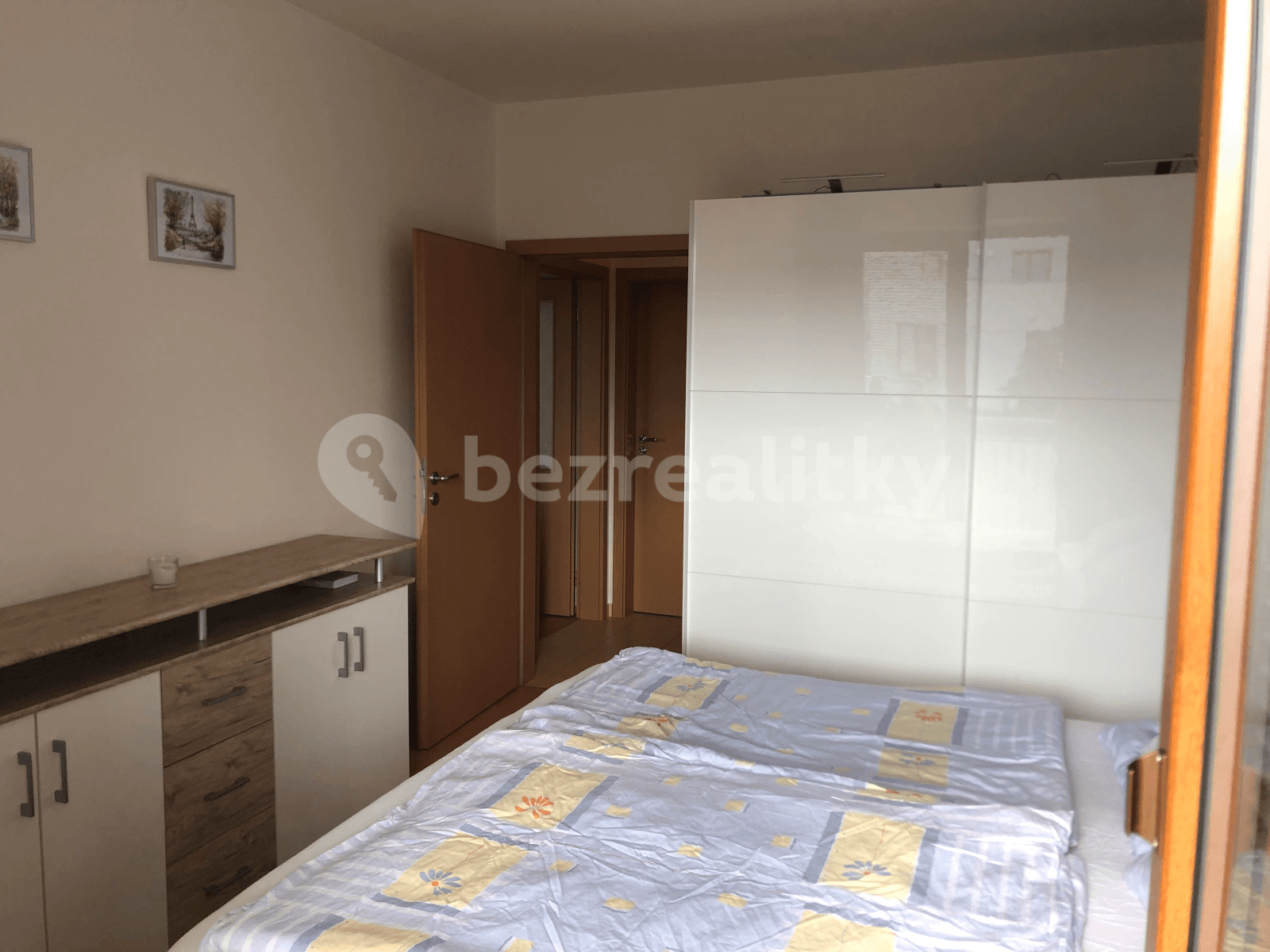 1 bedroom with open-plan kitchen flat to rent, 54 m², Lomená, Zbuzany, Středočeský Region 1 bedroom with open-plan kitchen flat to rent, 54 m², Lomená, Zbuzany, Středočeský Region