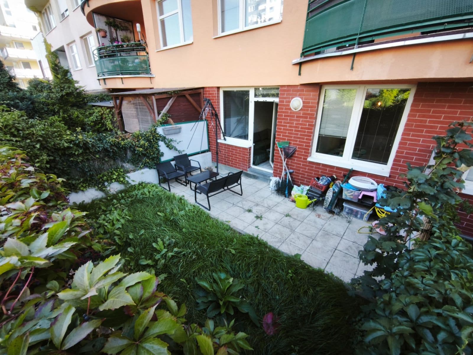 1 bedroom with open-plan kitchen flat to rent, 52 m², Voskovcova, Prague, Prague 1 bedroom with open-plan kitchen flat to rent, 52 m², Voskovcova, Prague, Prague