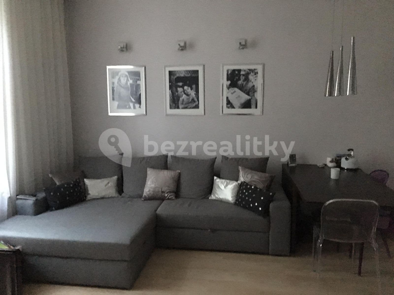 1 bedroom with open-plan kitchen flat to rent, 50 m², Táboritská, Prague, Prague 1 bedroom with open-plan kitchen flat to rent, 50 m², Táboritská, Prague, Prague
