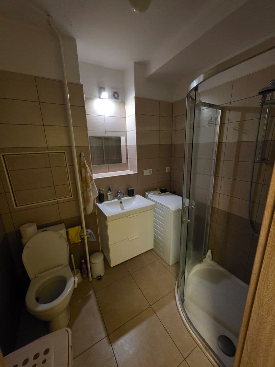 2 bedroom flat to rent, 54 m², Renneská třída, Brno, Jihomoravský Region 2 bedroom flat to rent, 54 m², Renneská třída, Brno, Jihomoravský Region