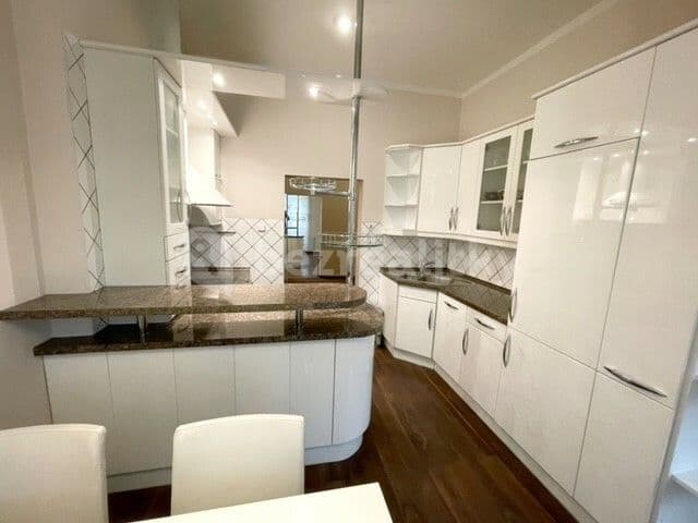 3 bedroom flat to rent, 120 m², Rumunská, Prague, Prague 3 bedroom flat to rent, 120 m², Rumunská, Prague, Prague