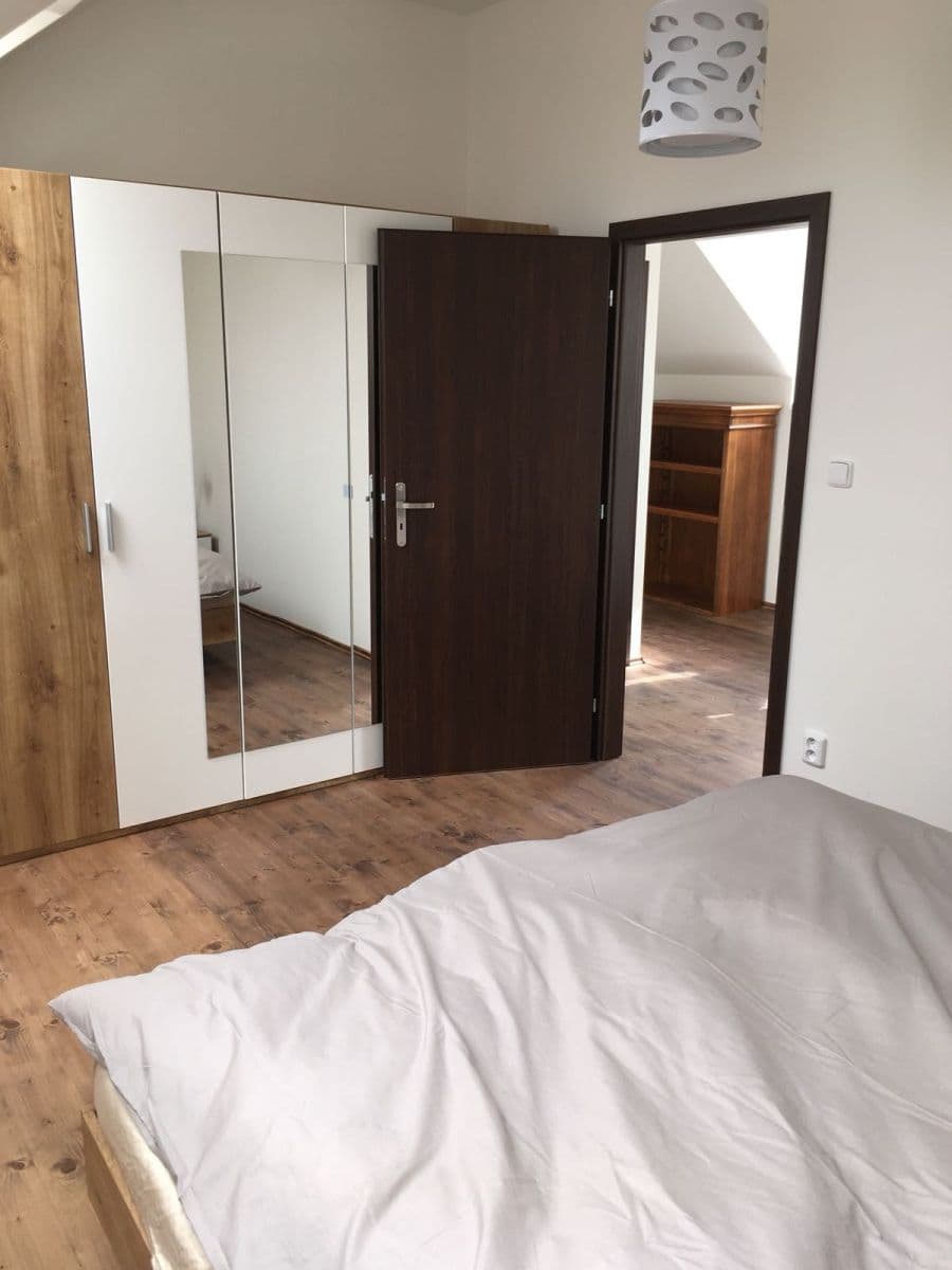 2 bedroom with open-plan kitchen flat to rent, 60 m², Brázdim, Středočeský Region 2 bedroom with open-plan kitchen flat to rent, 60 m², Brázdim, Středočeský Region