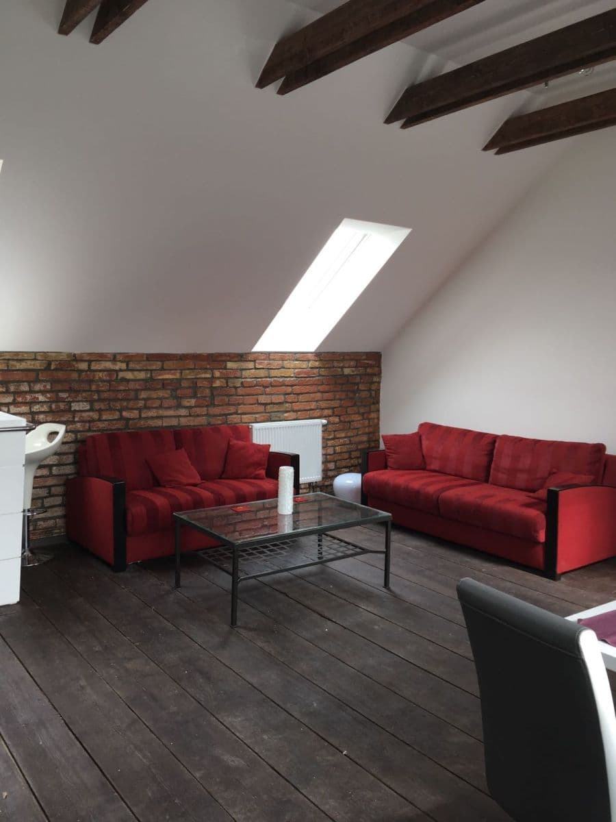 2 bedroom with open-plan kitchen flat to rent, 60 m², Brázdim, Středočeský Region 2 bedroom with open-plan kitchen flat to rent, 60 m², Brázdim, Středočeský Region