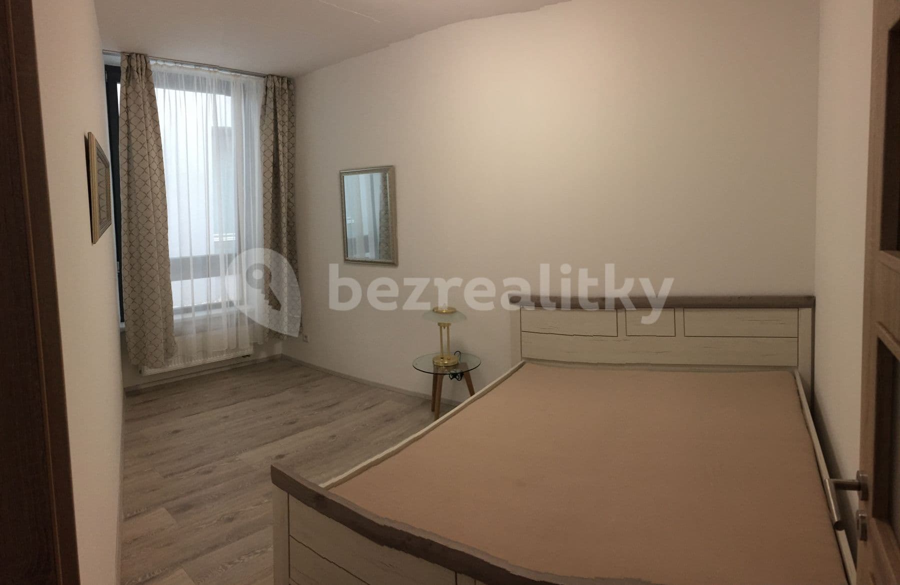 2 bedroom with open-plan kitchen flat to rent, 94 m², Pod dvorem, Prague, Prague 2 bedroom with open-plan kitchen flat to rent, 94 m², Pod dvorem, Prague, Prague