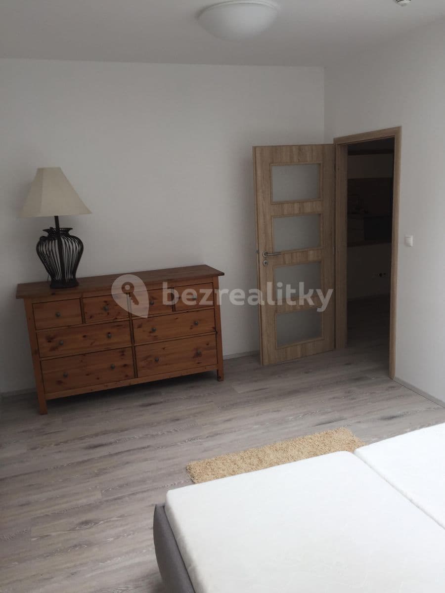 2 bedroom with open-plan kitchen flat to rent, 94 m², Pod dvorem, Prague, Prague 2 bedroom with open-plan kitchen flat to rent, 94 m², Pod dvorem, Prague, Prague
