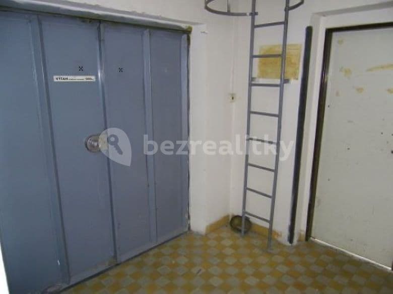 non-residential property to rent, 299 m², Hlinská, České Budějovice, Jihočeský Region non-residential property to rent, 299 m², Hlinská, České Budějovice, Jihočeský Region