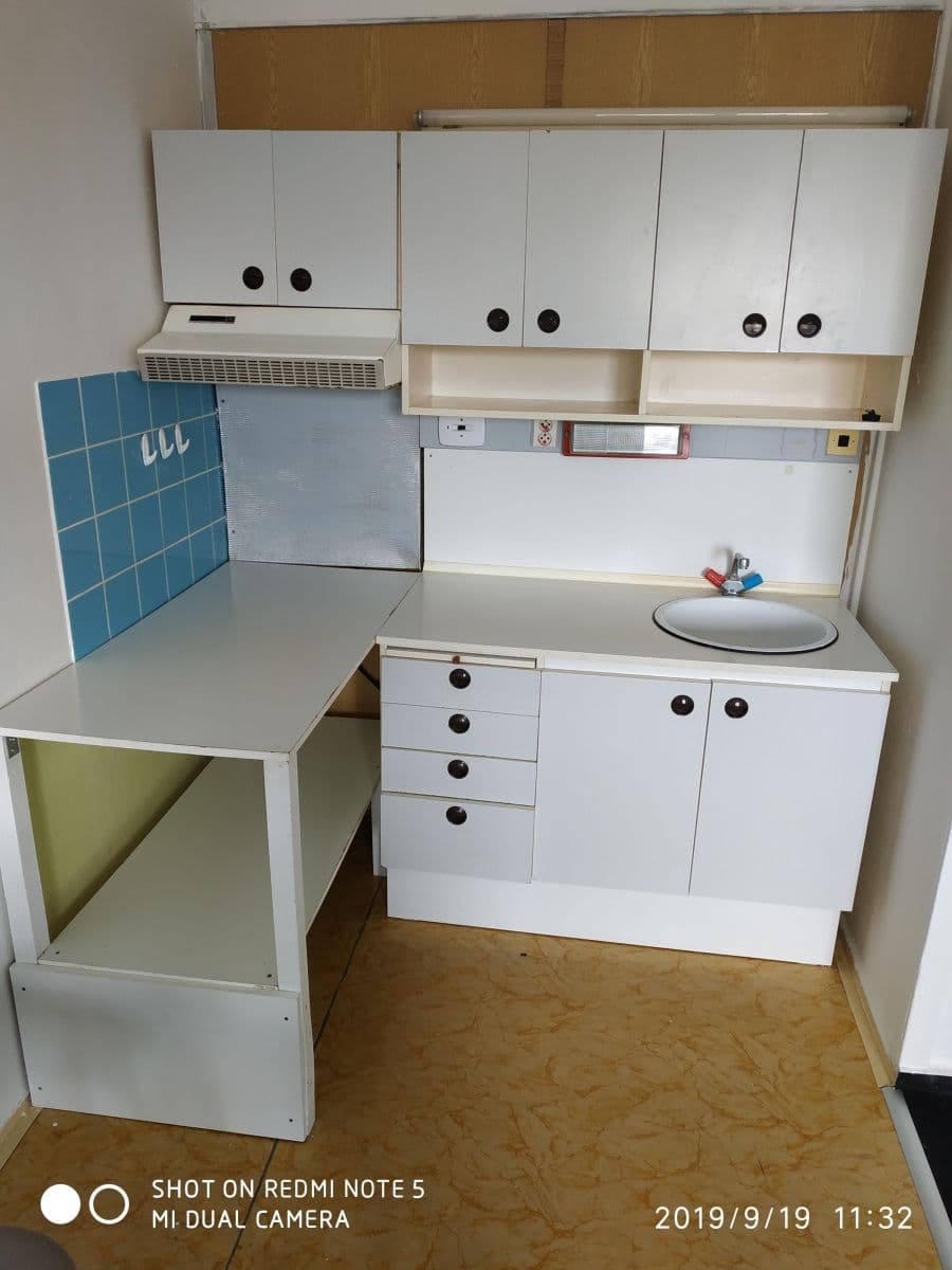 Studio flat to rent, 36 m², Brožíkova, Hradec Králové, Královéhradecký Region Studio flat to rent, 36 m², Brožíkova, Hradec Králové, Královéhradecký Region