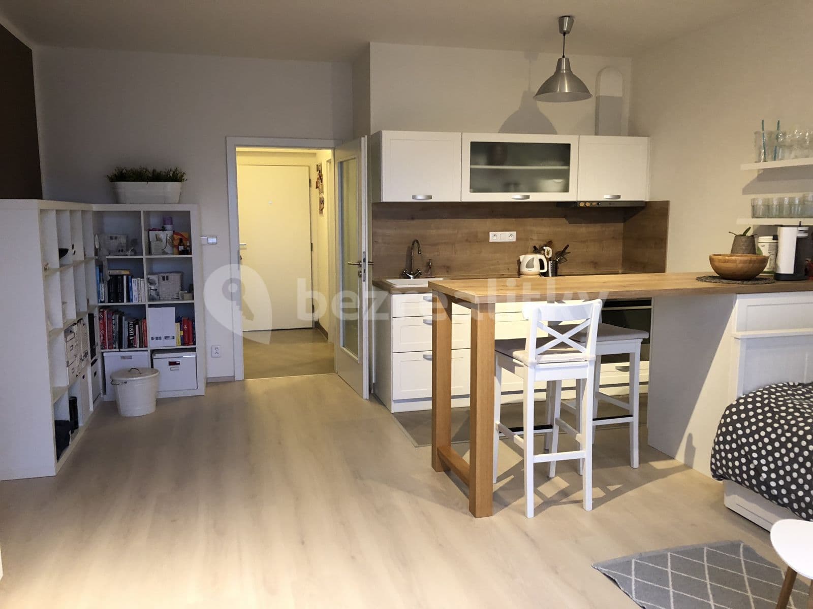 Studio flat to rent, 39 m², Modenská, Prague, Prague Studio flat to rent, 39 m², Modenská, Prague, Prague