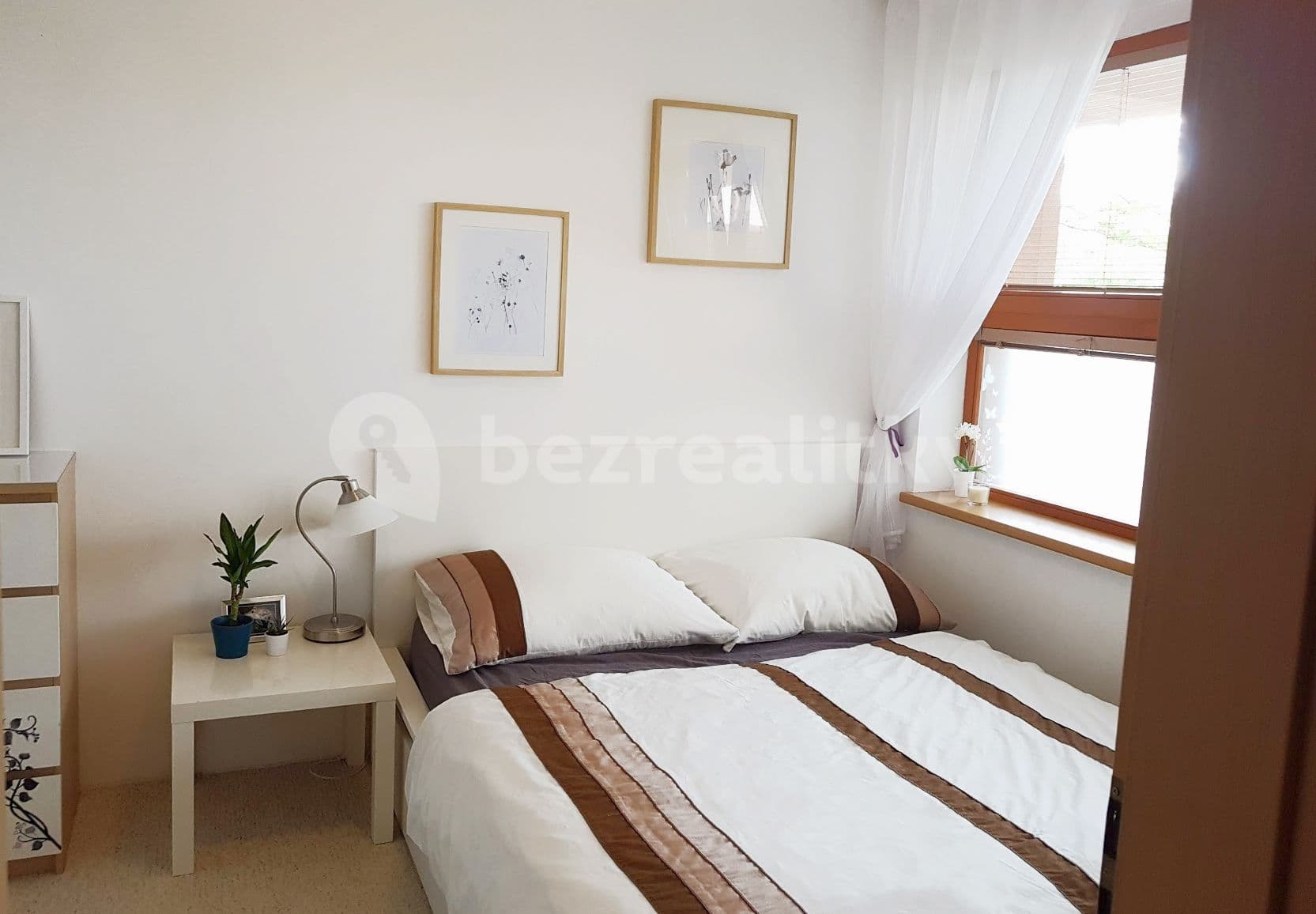 1 bedroom with open-plan kitchen flat to rent, 61 m², Štěpařská, Prague, Prague 1 bedroom with open-plan kitchen flat to rent, 61 m², Štěpařská, Prague, Prague