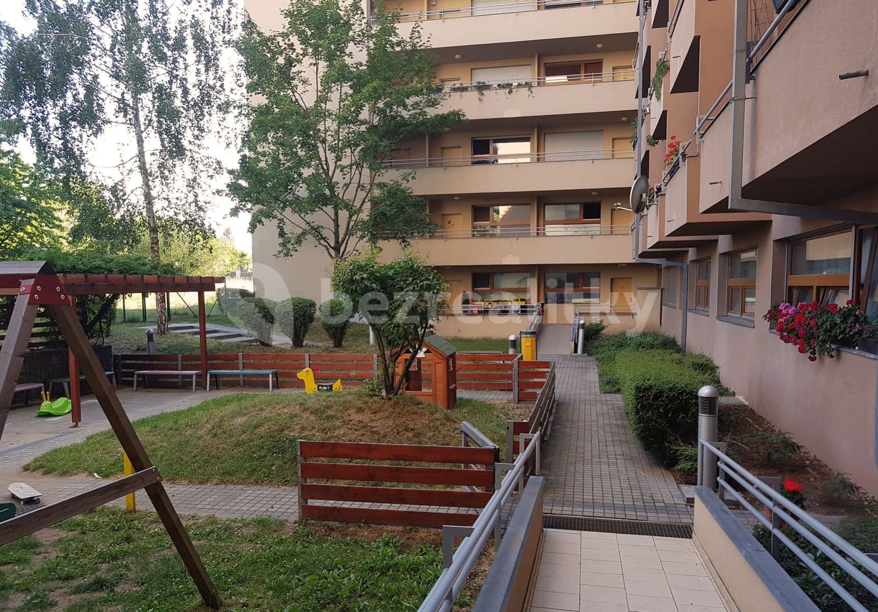 1 bedroom with open-plan kitchen flat to rent, 61 m², Štěpařská, Prague, Prague 1 bedroom with open-plan kitchen flat to rent, 61 m², Štěpařská, Prague, Prague