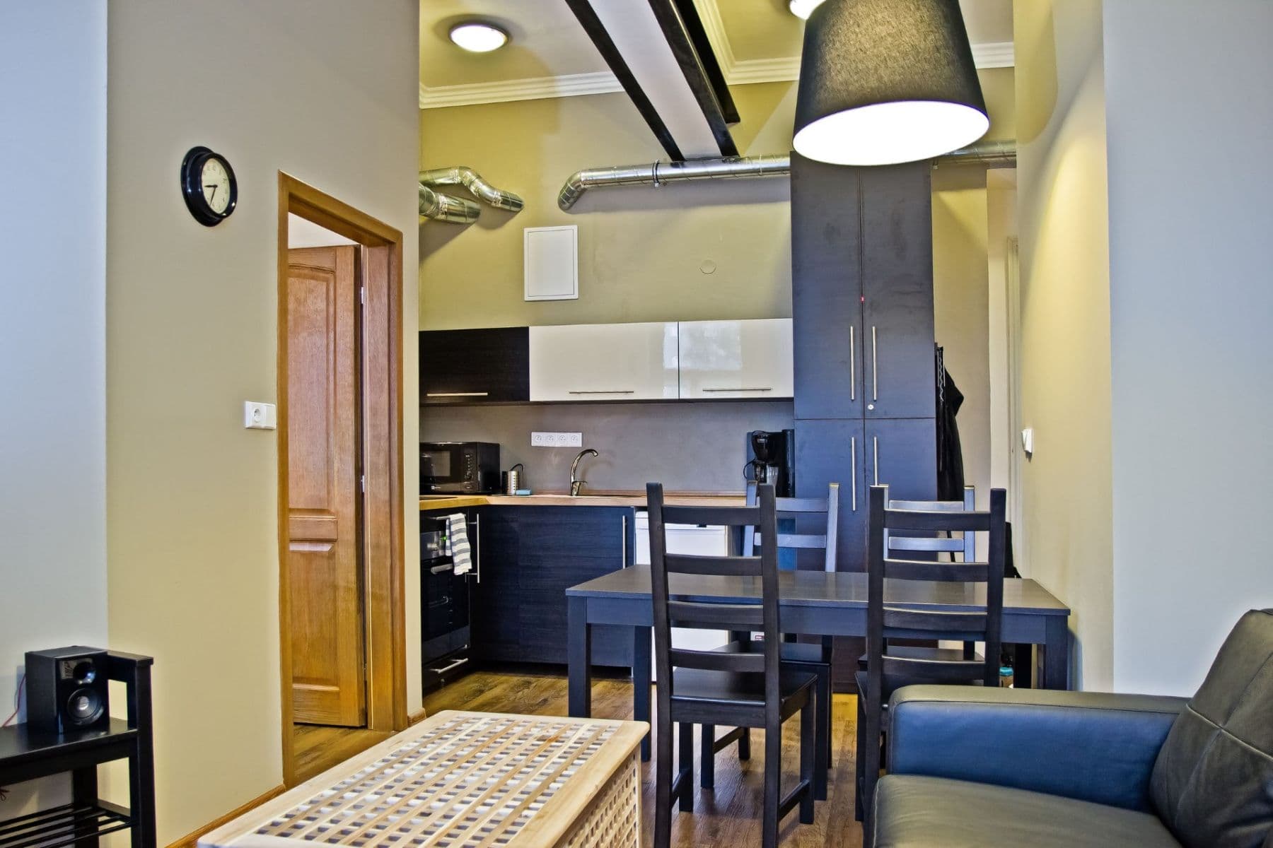 2 bedroom with open-plan kitchen flat to rent, 50 m², Koněvova, Prague, Prague 2 bedroom with open-plan kitchen flat to rent, 50 m², Koněvova, Prague, Prague