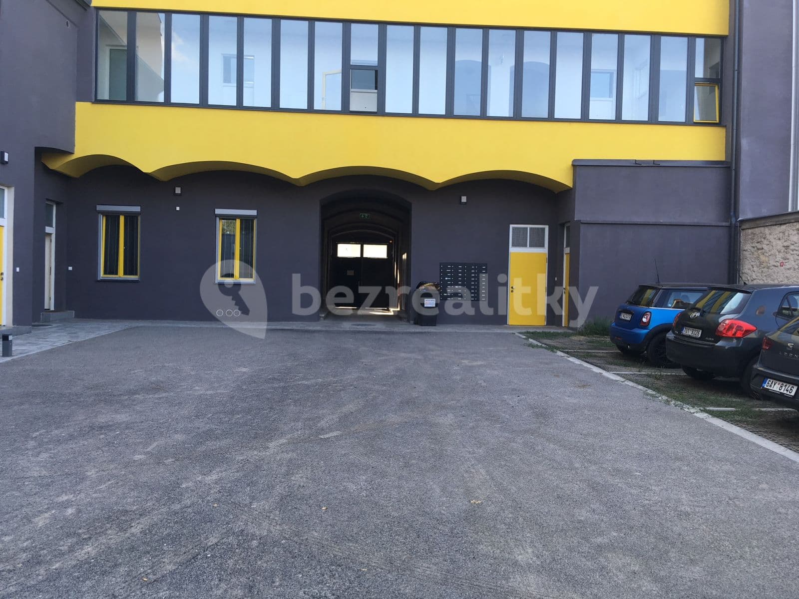 garage to rent, 13 m², Zenklova, Prague, Prague garage to rent, 13 m², Zenklova, Prague, Prague