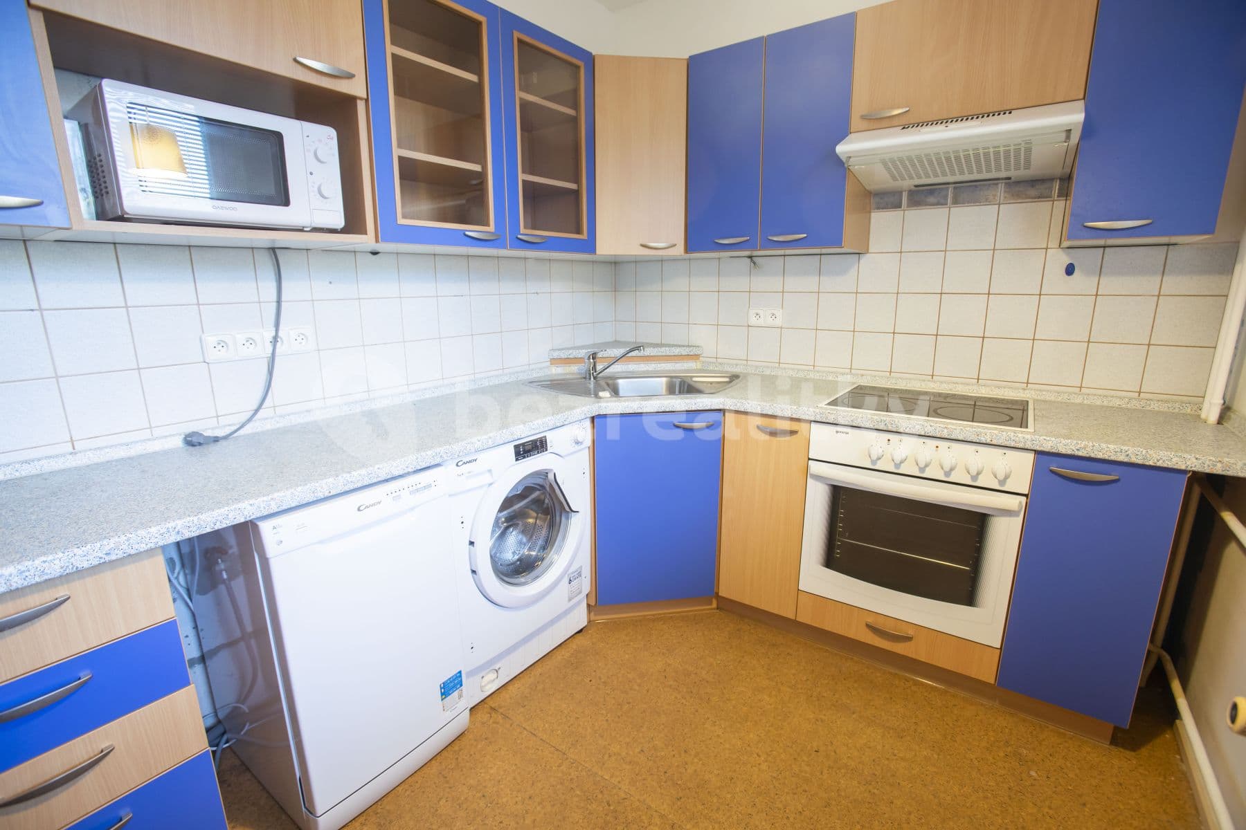 2 bedroom flat to rent, 55 m², Havanská, Kladno, Středočeský Region 2 bedroom flat to rent, 55 m², Havanská, Kladno, Středočeský Region