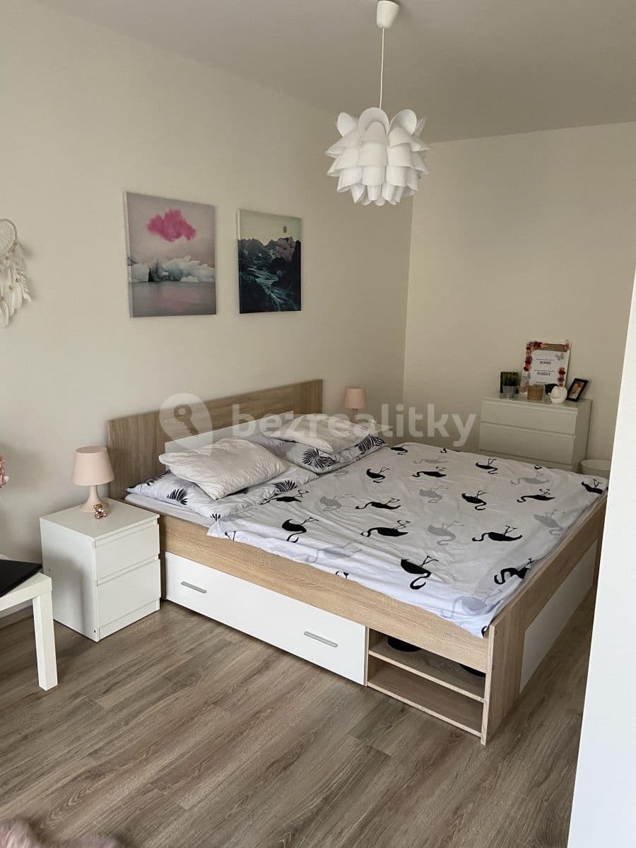 1 bedroom with open-plan kitchen flat to rent, 63 m², Přadlácká, Brno, Jihomoravský Region 1 bedroom with open-plan kitchen flat to rent, 63 m², Přadlácká, Brno, Jihomoravský Region