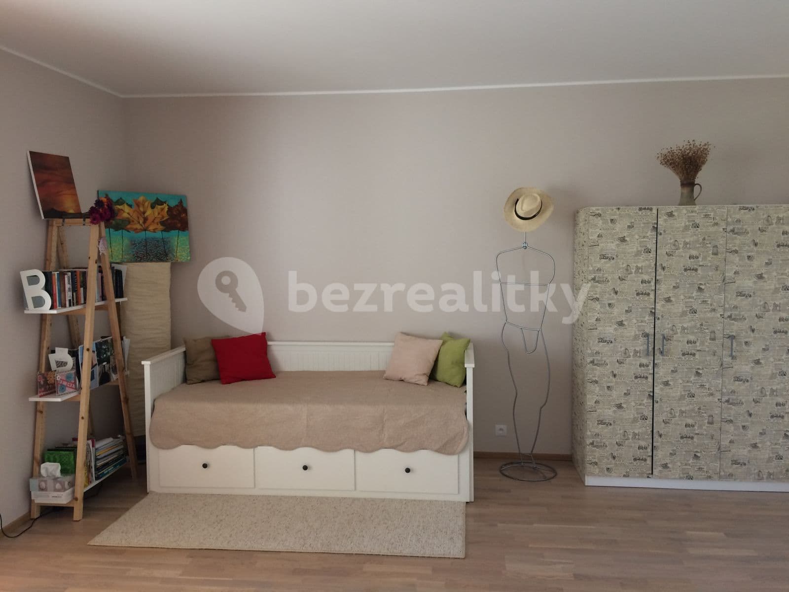 Studio flat to rent, 34 m², Plzeňská, Prague, Prague Studio flat to rent, 34 m², Plzeňská, Prague, Prague