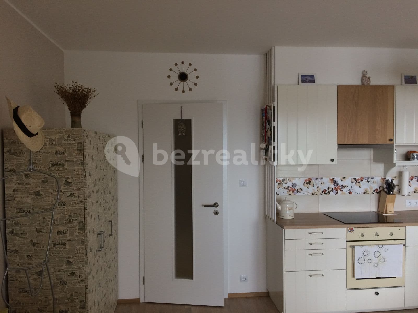 Studio flat to rent, 34 m², Plzeňská, Prague, Prague Studio flat to rent, 34 m², Plzeňská, Prague, Prague