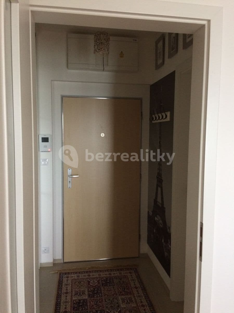 Studio flat to rent, 34 m², Plzeňská, Prague, Prague Studio flat to rent, 34 m², Plzeňská, Prague, Prague