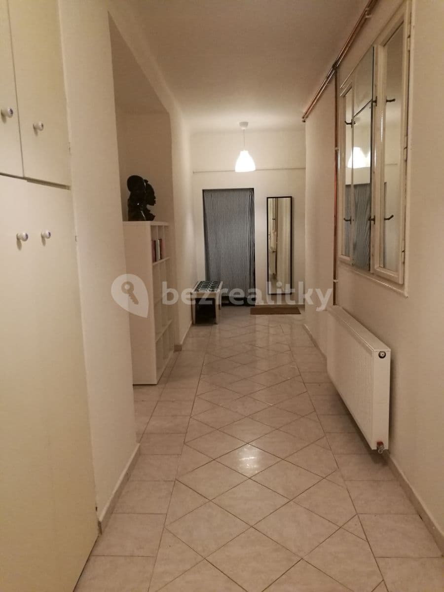 2 bedroom with open-plan kitchen flat to rent, 114 m², Moskevská, Prague, Prague 2 bedroom with open-plan kitchen flat to rent, 114 m², Moskevská, Prague, Prague