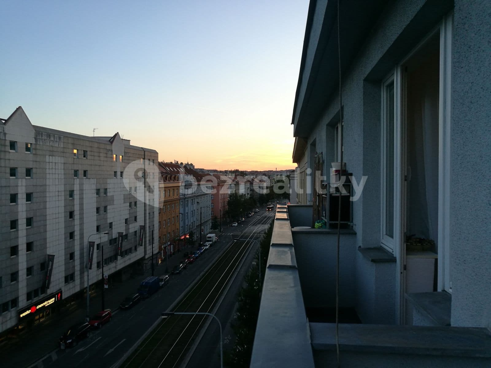 2 bedroom with open-plan kitchen flat to rent, 114 m², Moskevská, Prague, Prague 2 bedroom with open-plan kitchen flat to rent, 114 m², Moskevská, Prague, Prague