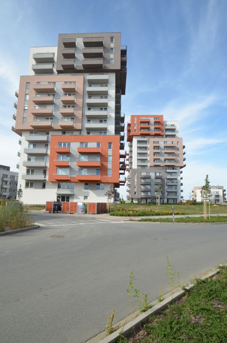 1 bedroom with open-plan kitchen flat to rent, 59 m², Štanderova, Prague, Prague 1 bedroom with open-plan kitchen flat to rent, 59 m², Štanderova, Prague, Prague