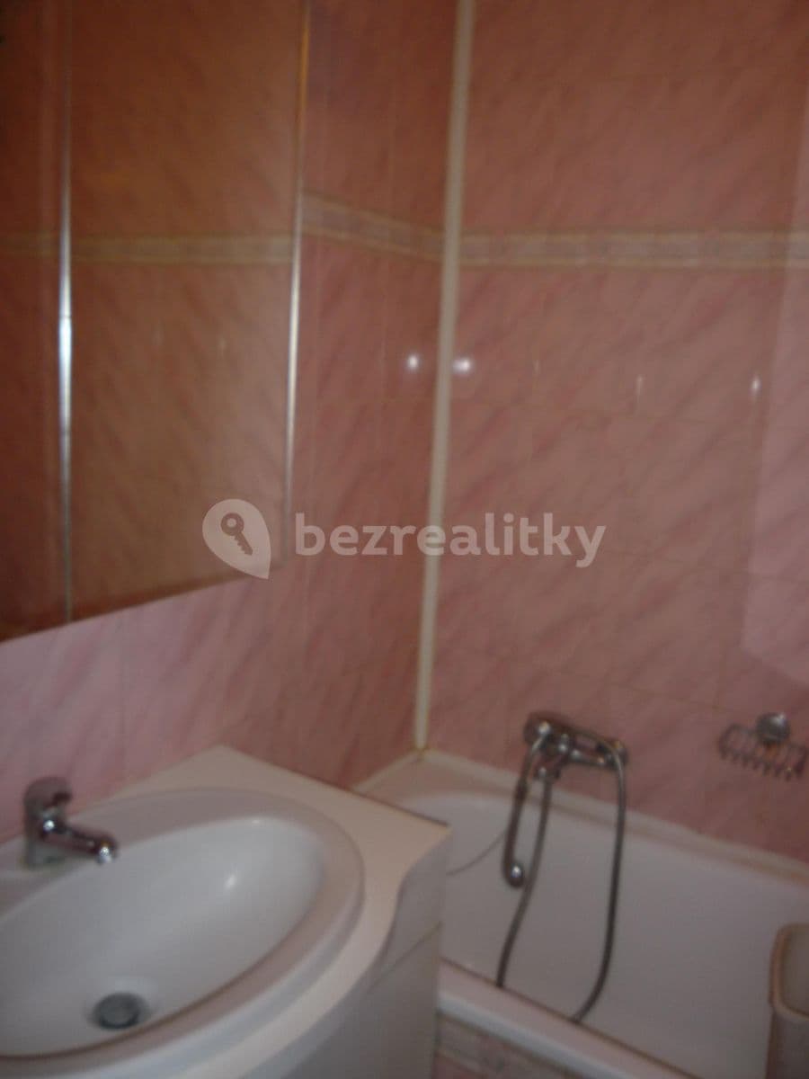 2 bedroom with open-plan kitchen flat to rent, 66 m², Úvoz, Brno, Jihomoravský Region 2 bedroom with open-plan kitchen flat to rent, 66 m², Úvoz, Brno, Jihomoravský Region