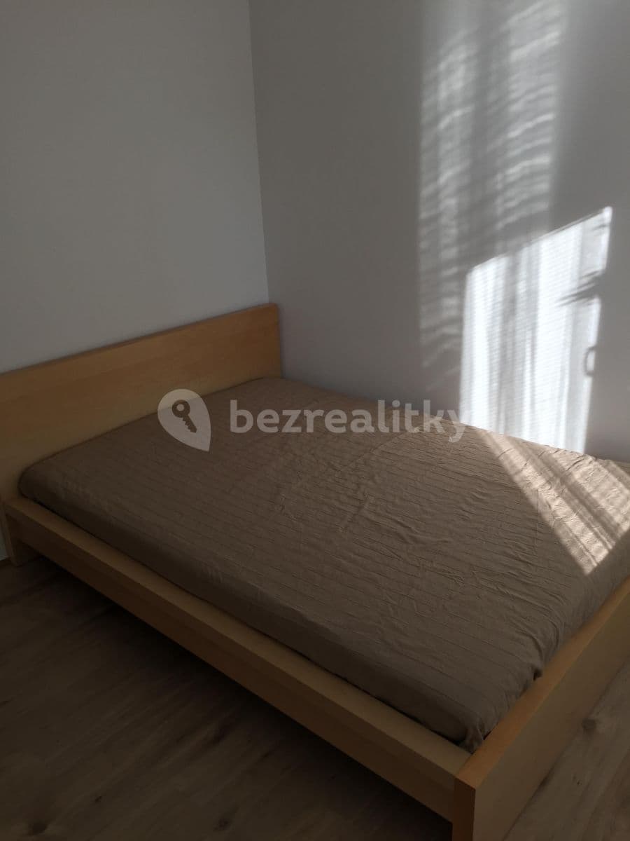 2 bedroom flat to rent, 45 m², Třebízského, Brno, Jihomoravský Region
