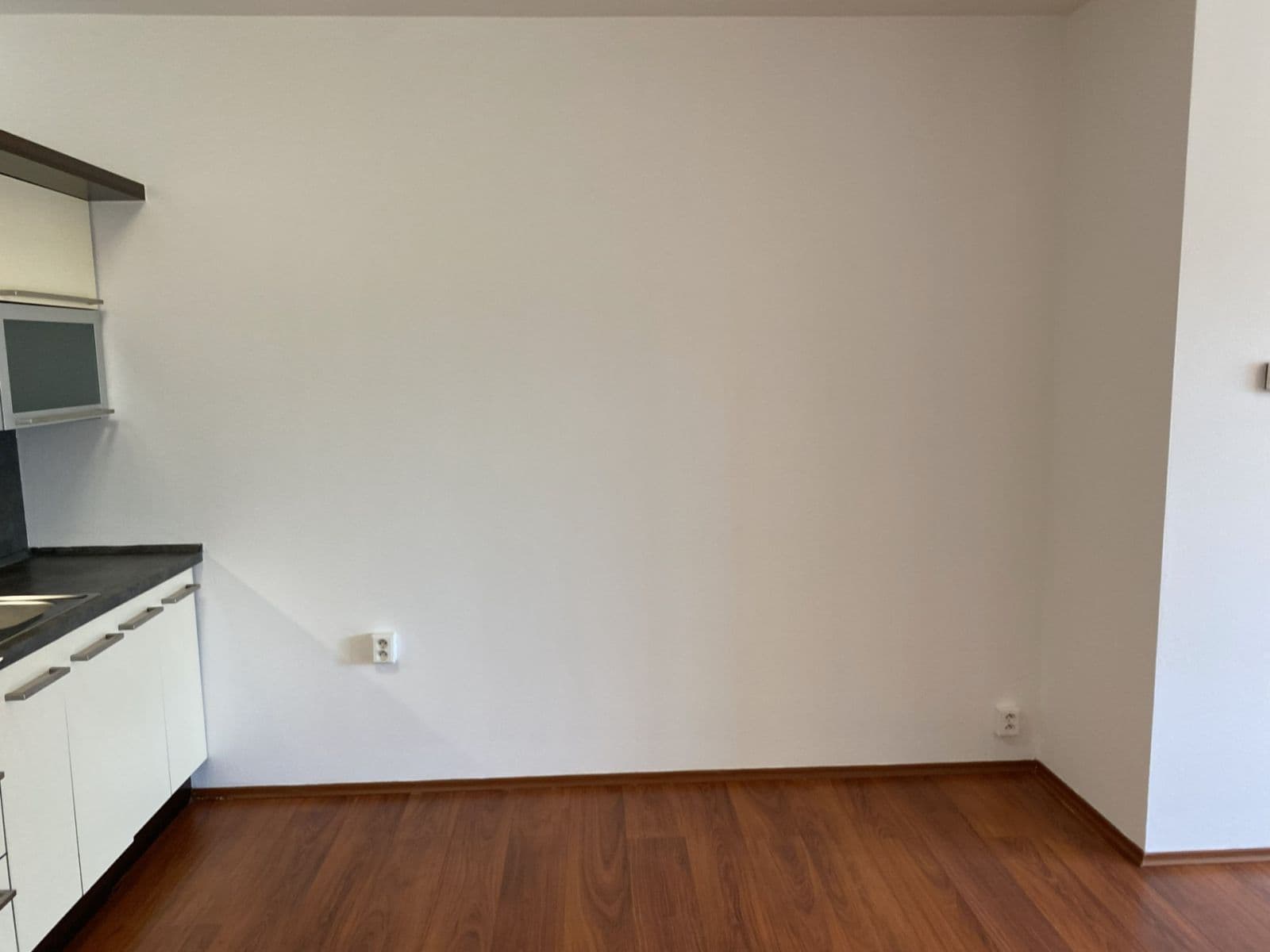 1 bedroom with open-plan kitchen flat to rent, 67 m², Na Tabulovém vrchu, Olomouc, Olomoucký Region 1 bedroom with open-plan kitchen flat to rent, 67 m², Na Tabulovém vrchu, Olomouc, Olomoucký Region