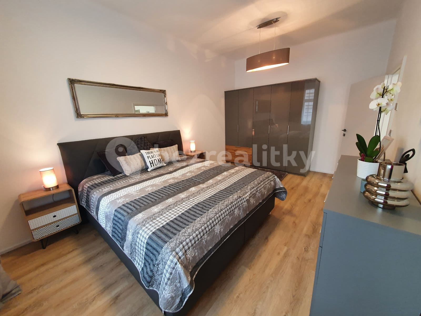 2 bedroom flat to rent, 62 m², Na Louži, Prague, Prague 2 bedroom flat to rent, 62 m², Na Louži, Prague, Prague