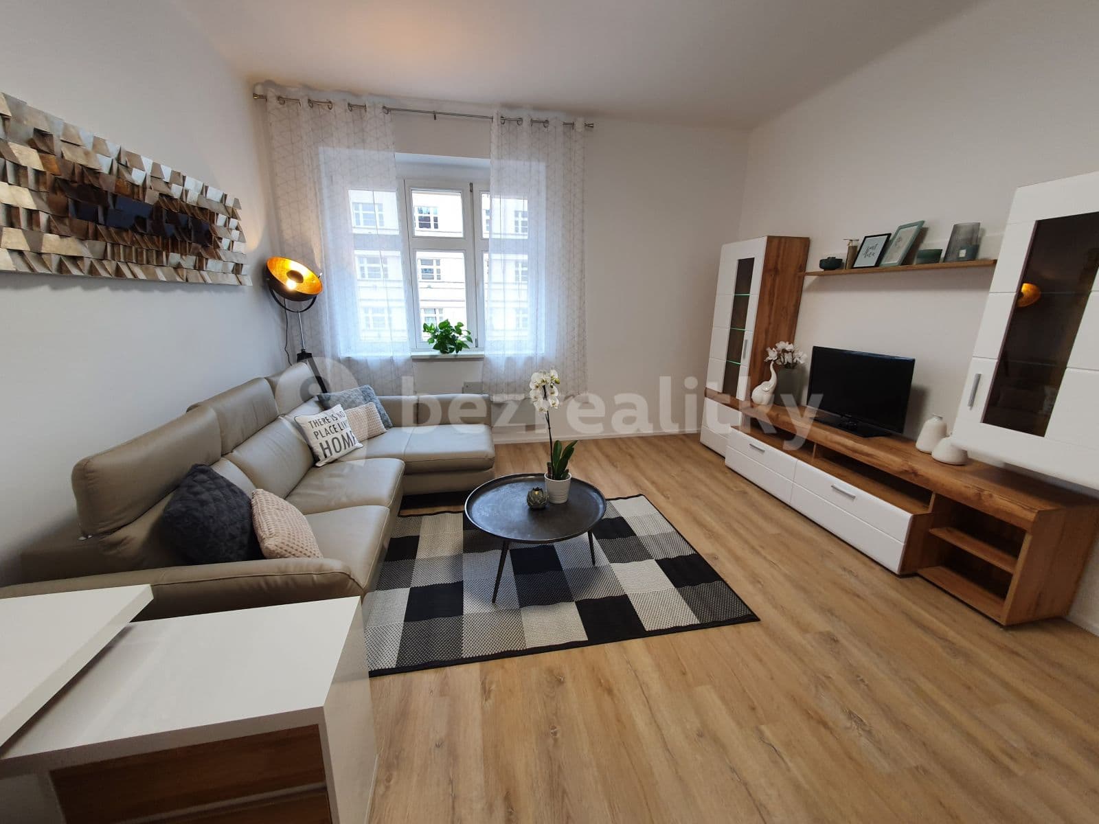 2 bedroom flat to rent, 62 m², Na Louži, Prague, Prague 2 bedroom flat to rent, 62 m², Na Louži, Prague, Prague