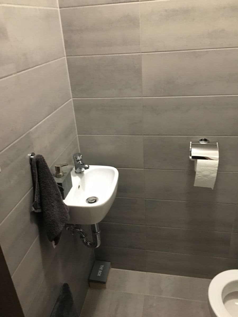 1 bedroom with open-plan kitchen flat to rent, 58 m², Novodvorská, Brno, Jihomoravský Region 1 bedroom with open-plan kitchen flat to rent, 58 m², Novodvorská, Brno, Jihomoravský Region