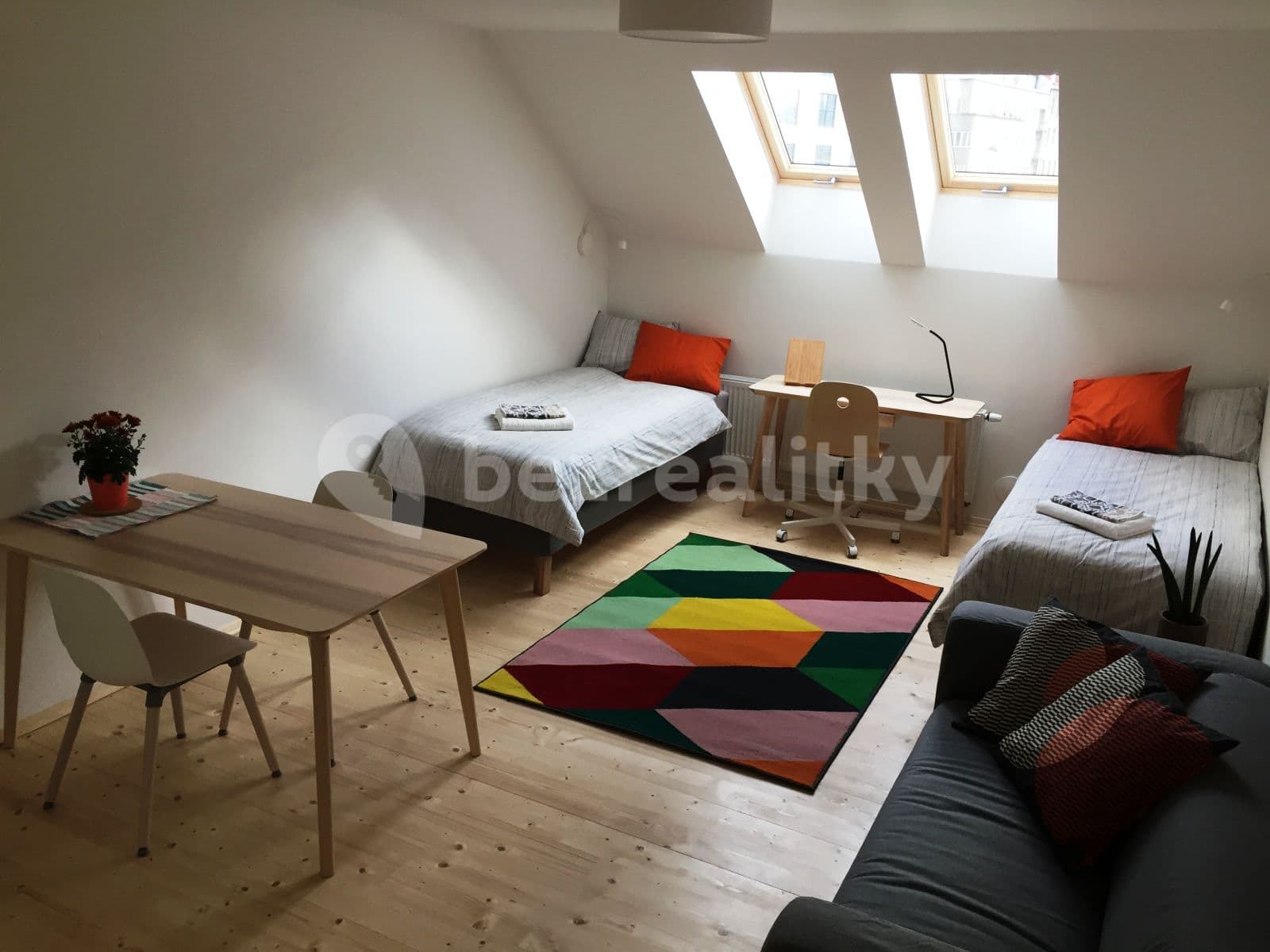 Studio flat to rent, 32 m², Dukelských hrdinů, Prague, Prague Studio flat to rent, 32 m², Dukelských hrdinů, Prague, Prague