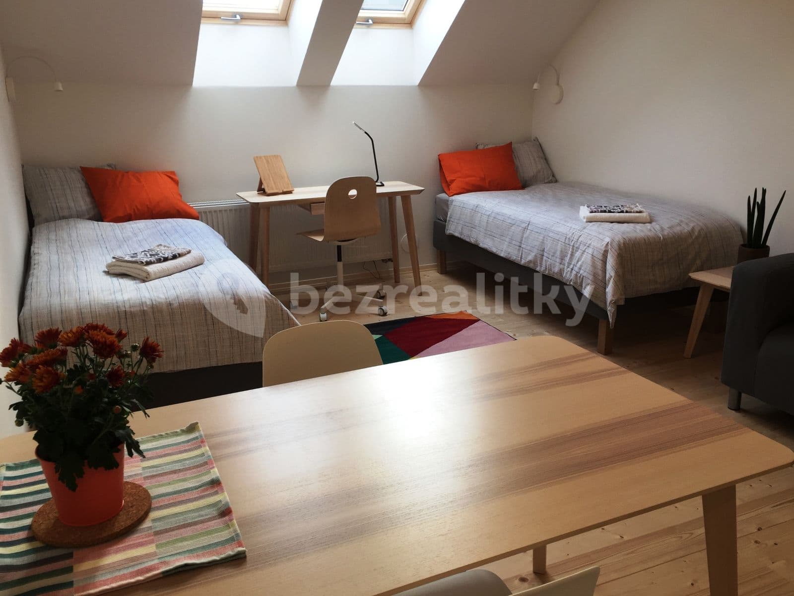 Studio flat to rent, 32 m², Dukelských hrdinů, Prague, Prague Studio flat to rent, 32 m², Dukelských hrdinů, Prague, Prague