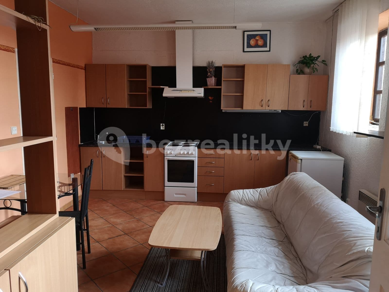 Studio flat to rent, 35 m², Samota, Olomouc, Olomoucký Region Studio flat to rent, 35 m², Samota, Olomouc, Olomoucký Region