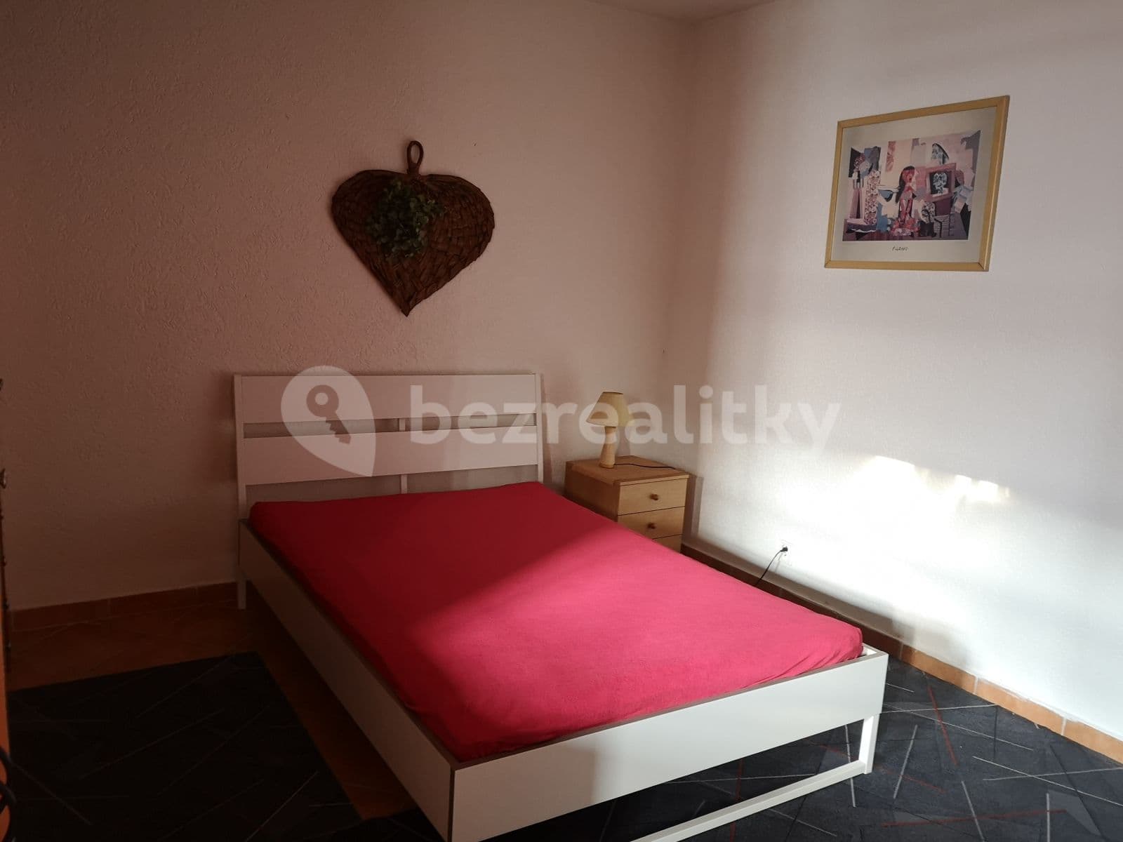 Studio flat to rent, 35 m², Samota, Olomouc, Olomoucký Region Studio flat to rent, 35 m², Samota, Olomouc, Olomoucký Region