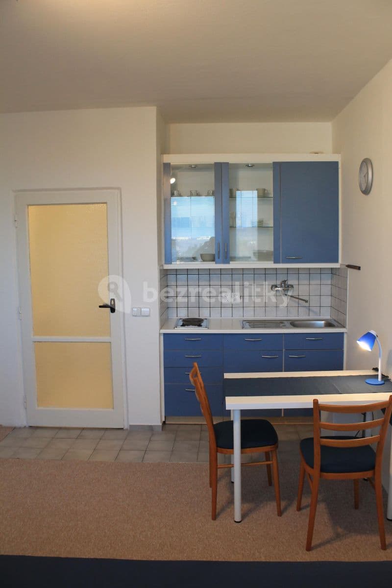 Studio flat to rent, 24 m², Halasovo náměstí, Brno, Jihomoravský Region Studio flat to rent, 24 m², Halasovo náměstí, Brno, Jihomoravský Region