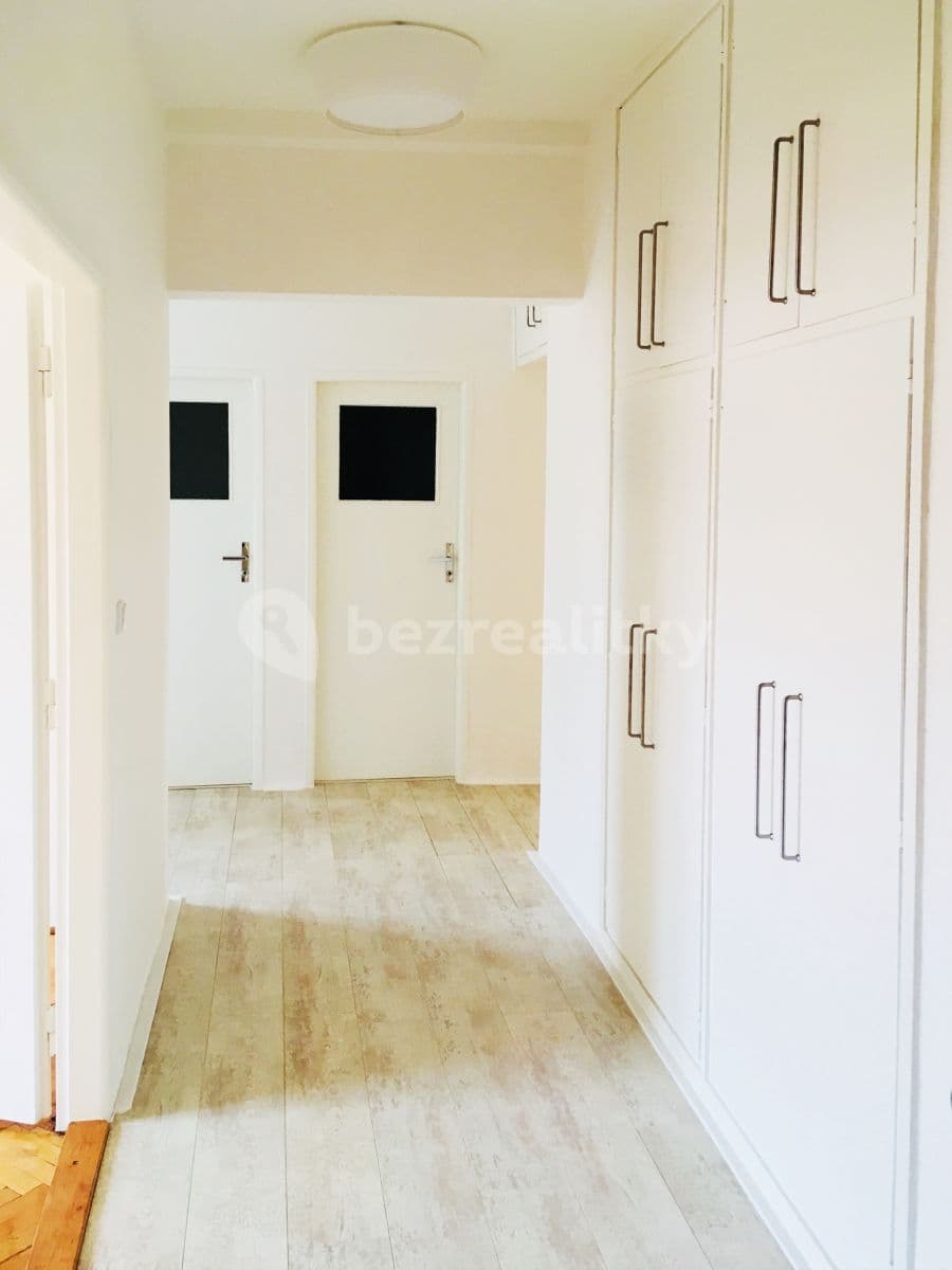 2 bedroom flat to rent, 66 m², Osvoboditelů, Zlín, Zlínský Region 2 bedroom flat to rent, 66 m², Osvoboditelů, Zlín, Zlínský Region
